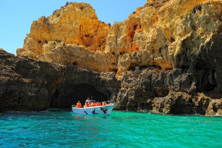 boat sailing in Portugal